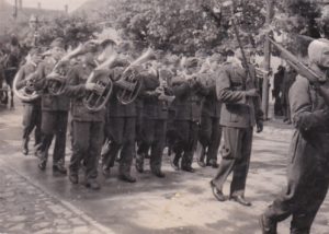 Horváth Adrián: Pápai katonazenekarok?